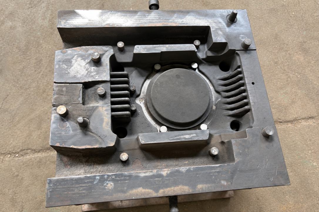 Precision mold cavity for LPDC tooling